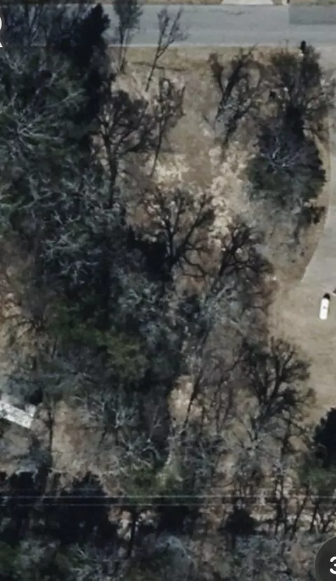 115 Pueblo Dr, Lake Kiowa, TX 76240