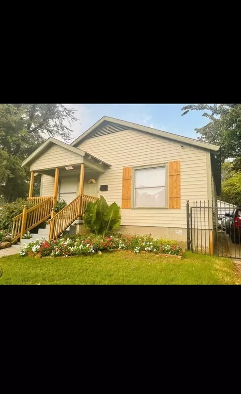 2930 Maryland Ave, Dallas, TX 75216
