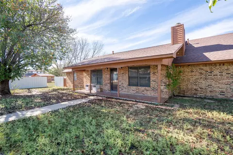 601 Henry St, Dublin, TX 76446