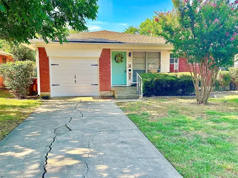 817 Laguna Dr, Denton, TX 76209