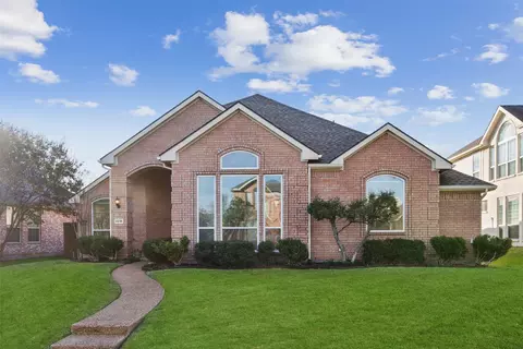 2236 Flanders Ln, Plano, TX 75025