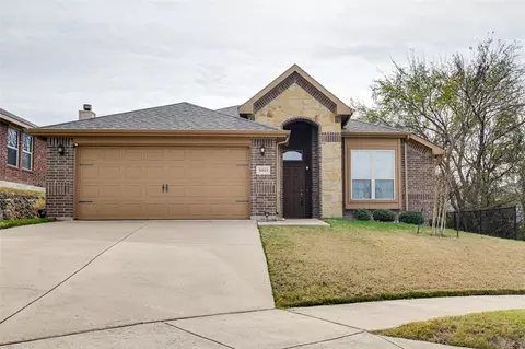 10813 Valor Trl, Fort Worth, TX 76108