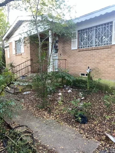 7060 John T White Rd, Fort Worth, TX 76120