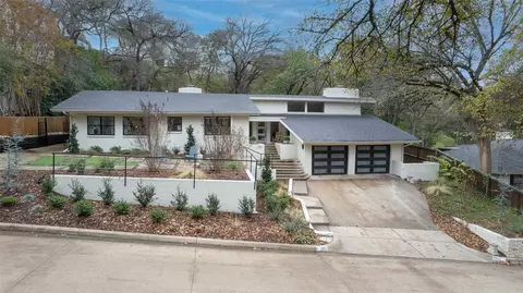 3821 Harlanwood Dr, Fort Worth, TX 76109