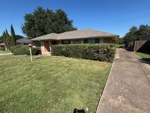 3641 Townsend Dr, Dallas, TX 75229