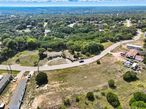 3102 Hilltop Ct, Granbury, TX 76048