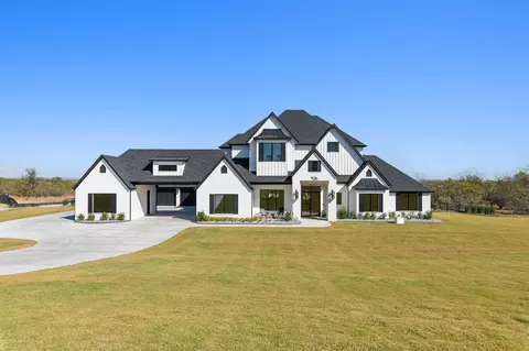 936 San Jacinto Dr, Aledo, TX 76008