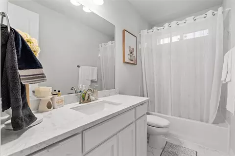 Bath - 3516 Ithaca St, Corinth, TX 76208 photo 4 of 4