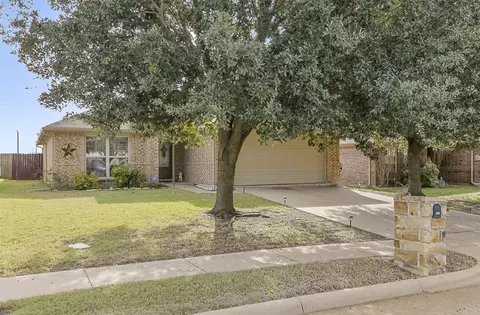 116 Oregon Trl, Waxahachie, TX 75167