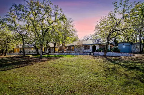 1345 Broad Valley Ct, Burleson, TX 76028