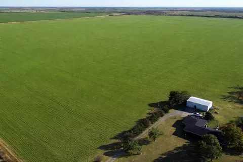 0 N Bell Rd, Iowa Park, TX 76367