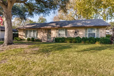 2977 Selma Ln, Farmers Branch, TX 75234
