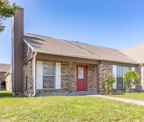 Exterior - 7604 Cousteau Dr, Rowlett, TX 75088 photo 5 of 5