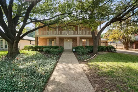 1800 Lakeside Dr, Arlington, TX 76013