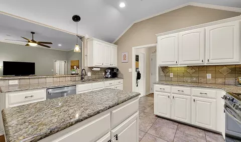 10516 T Bury, Waco, TX 76708 photo 10