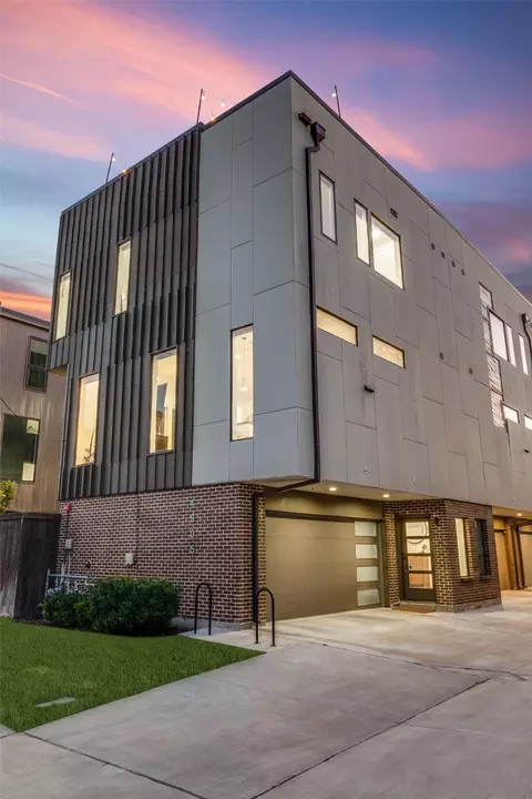 4805 Manett St #101, Dallas, TX 75204