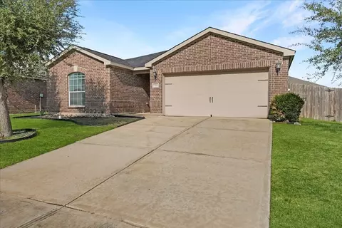 12916 Kingsgate Dr, Rhome, TX 76078