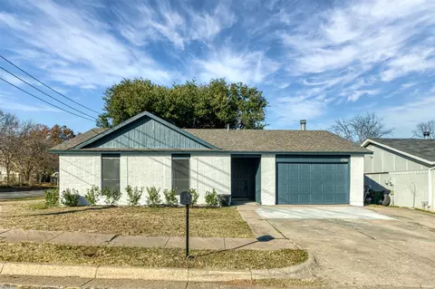 1701 Dorchester Dr, Arlington, TX 76014