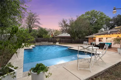 5704 Silver Lake Cir, Waco, TX 76710