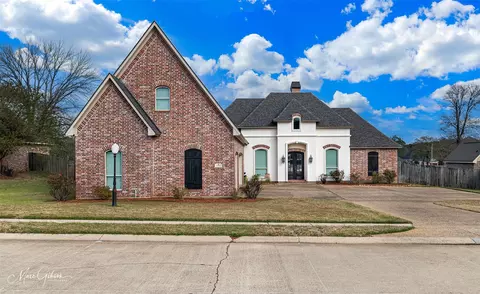 134 Puffin Rd, Stonewall, LA 71078