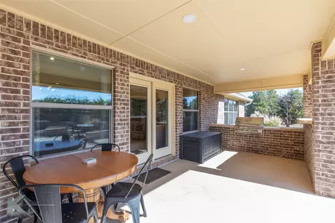 Exterior - 517 Prosperity Rd, Abilene, TX 79602 photo 6 of 13