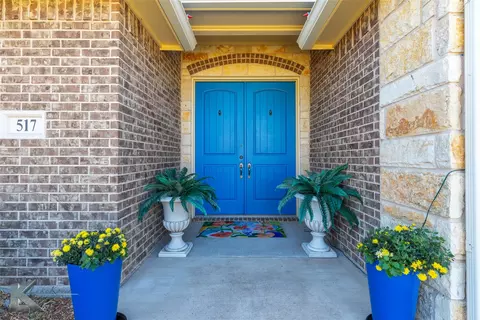 Entry Way - 517 Prosperity Rd, Abilene, TX 79602 photo 1 of 2