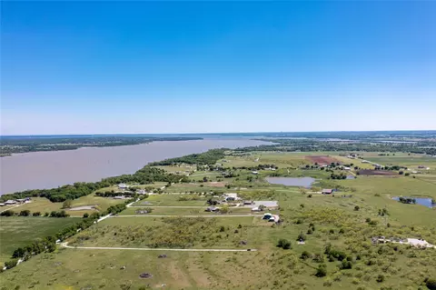 185 Triangle Rd, Valley View, TX 76272 photo 2