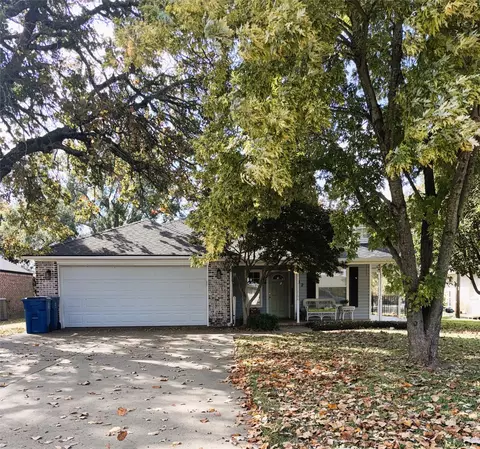 32 Shoreline Dr, Star Harbor, TX 75148