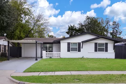 1831 Wintergreen Rd, Carrollton, TX 75006