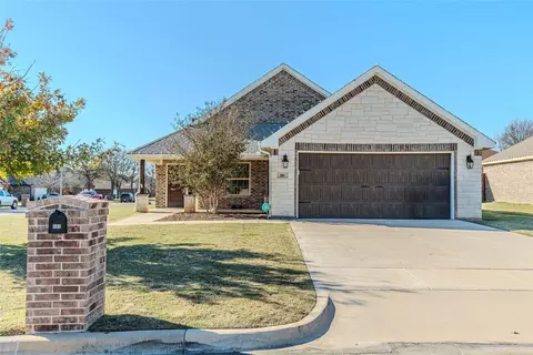 101 Elk Cv, Stephenville, TX 76401