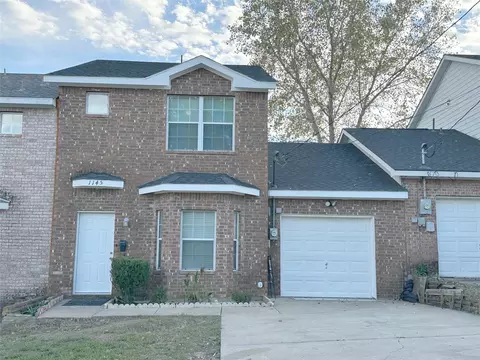 1145 College St, Grand Prairie, TX 75050