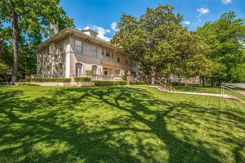 4700 Lakeside Dr, Highland Park, TX 75205