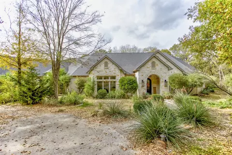 122 Forest Creek Cir, Weatherford, TX 76088
