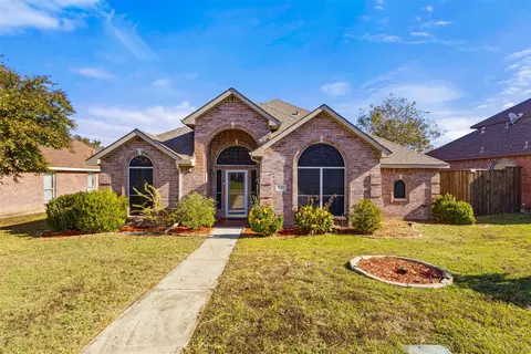 3020 Paint Brush Trl, Rockwall, TX 75032