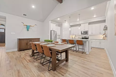 1741 River Bend Rd, Burleson, TX 76028