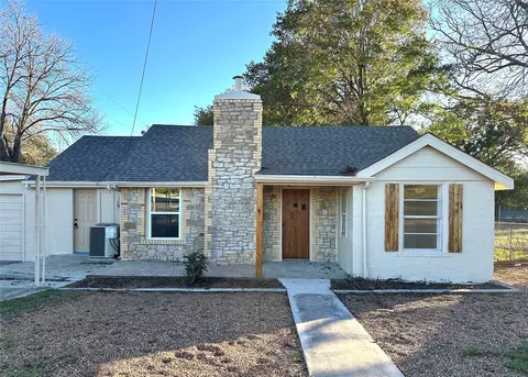 900 W Wrights Ave, Comanche, TX 76442