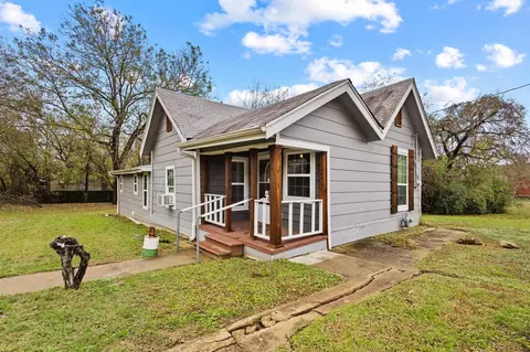 512 S Lamar Ave, Denison, TX 75021