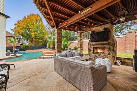 2520 Towne View Ct, Flower Mound, TX 75028