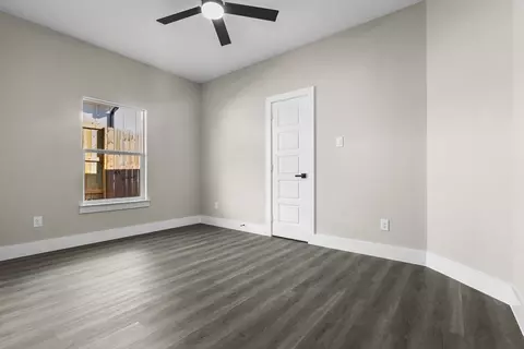 Bedroom - 303 Paschall Blvd, Mabank, TX 75147 photo 4 of 5