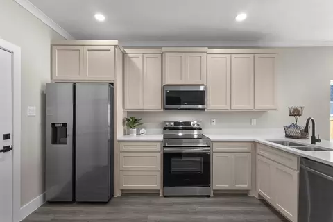 Kitchen - 303 Paschall Blvd, Mabank, TX 75147 photo 3 of 4