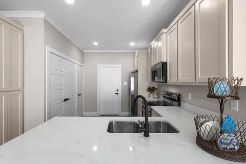 Kitchen - 303 Paschall Blvd, Mabank, TX 75147 photo 2 of 4
