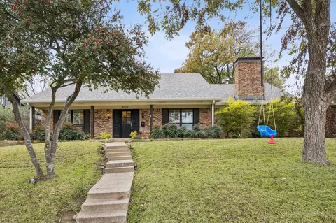 9717 Ravensway Dr, Dallas, TX 75238