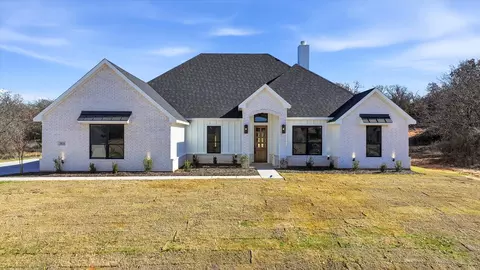 3024 Greg Allen Dr, Weatherford, TX 76088