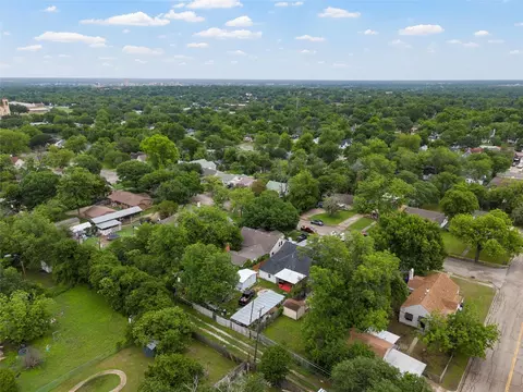 View/Area - 2923 Live Oak Ave, Waco, TX 76708 photo 3 of 3