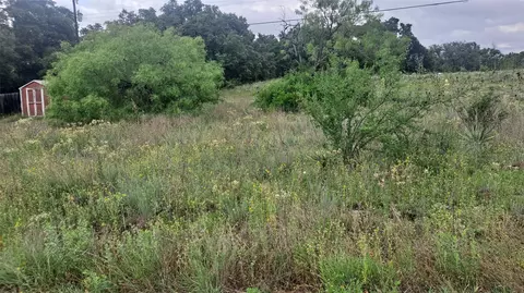 6958 Lovers Ln, Brownwood, TX 76801