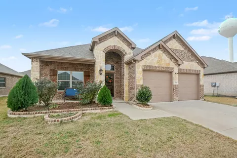 686 Navasota Dr, Crandall, TX 75114