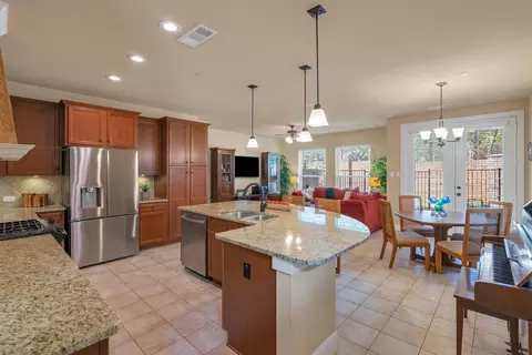 920 Brook Forest Ln, Euless, TX 76039 photo 10