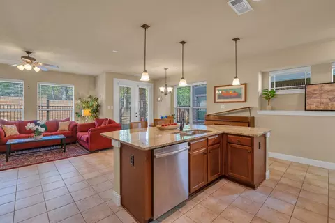 920 Brook Forest Ln, Euless, TX 76039 photo 14