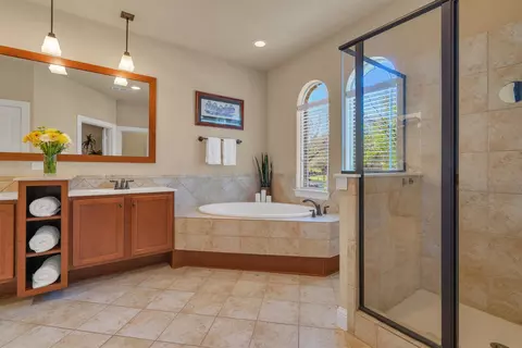 920 Brook Forest Ln, Euless, TX 76039 photo 6