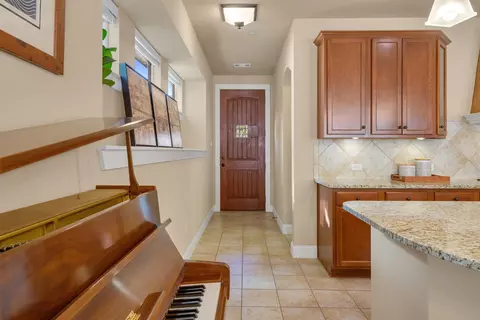 920 Brook Forest Ln, Euless, TX 76039 photo 8